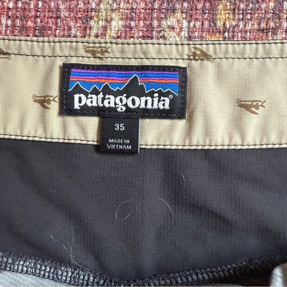 Patagonia Men's Swim Shorts - gray and Yellow Floral size 35 - Picture 6 of 9